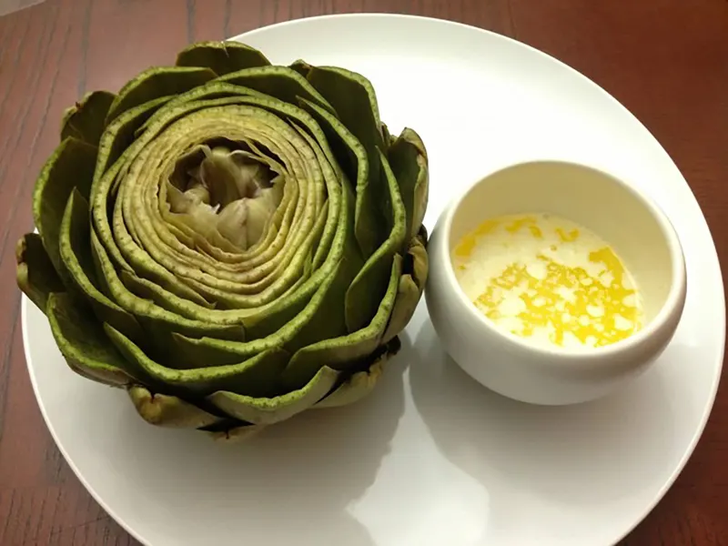 Latva-artisokka Parmesaanilla