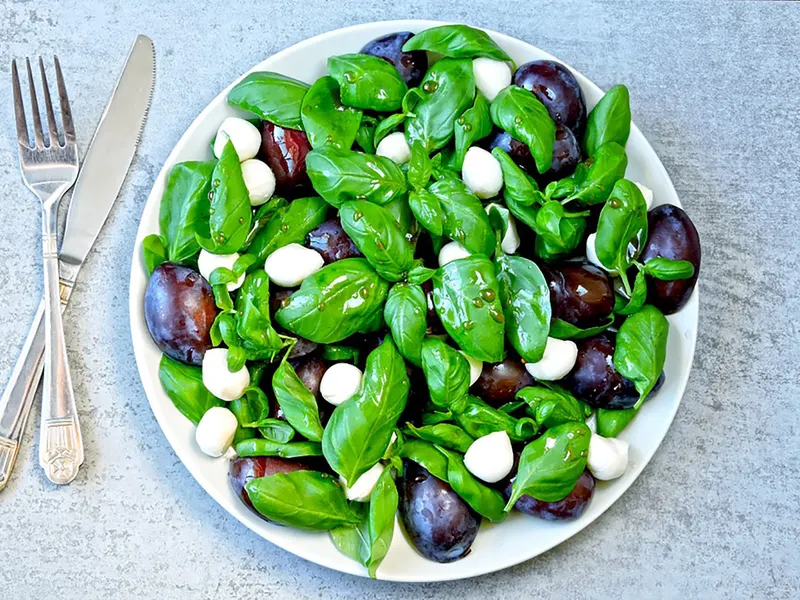 Juustosalaatti